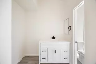 7017 Sprig Dr, Sacramento, CA 95842 - Photo 25