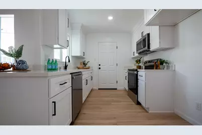 833 Holly Drive, Lodi, CA 95240 - Photo 15