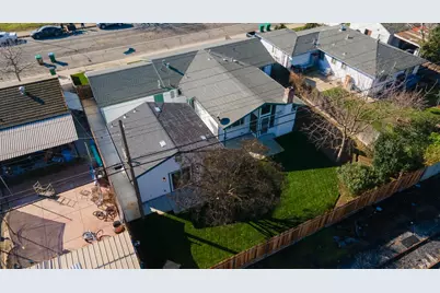 833 Holly Drive, Lodi, CA 95240 - Photo 7