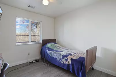 272 S Olive Avenue, Stockton, CA 95215 - Photo 17