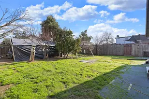 272 S Olive Ave, Stockton, CA 95215 - Photo 23