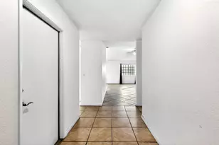 2405 NE Bucknell St, Turlock, CA 95382 - Photo 5