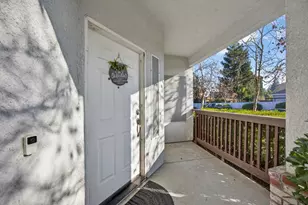 3333 Grimshaw Way, Elk Grove, CA 95758 - Photo 7