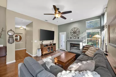 3333 Grimshaw Way, Elk Grove, CA 95758 - Photo 13