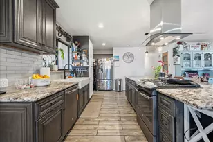 10585 Joeger Rd, Auburn, CA 95602 - Photo 11