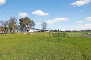 11490 N Arno Rd, Galt, CA 95632 - Photo 21