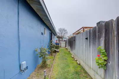 1251 W 9th Street, Merced, CA 95341 - Photo 35