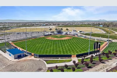 18481 Keswick Drive, Lathrop, CA 95330 - Photo 79