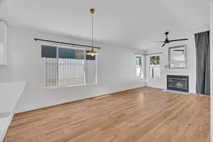 8438 Cold Water Ct, Elk Grove, CA 95624 - Photo 17