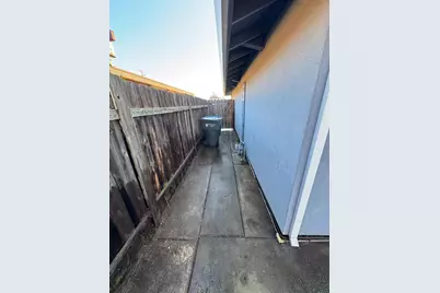 6039 36th Avenue, Sacramento, CA 95824 - Photo 15