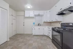 980 E Apricot Ave, Tulare, CA 93274 - Photo 11