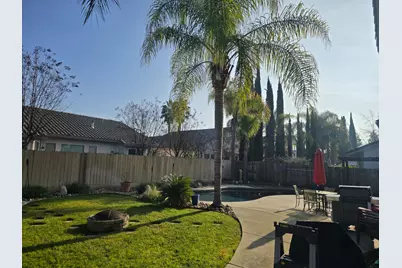 973 Caversham Way, Galt, CA 95632 - Photo 5