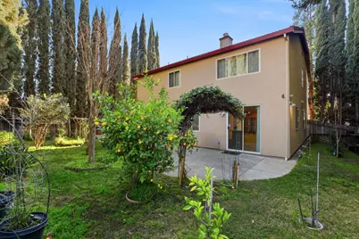 8753 Cypress Creek Way, Elk Grove, CA 95758 - Photo 47