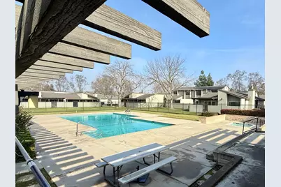 1720 Plaza De San Joaquin, Modesto, CA 95350 - Photo 11