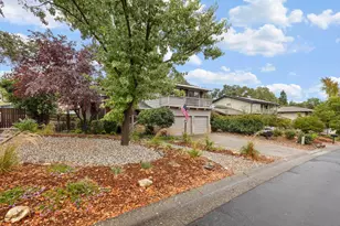 949 King Henry Way, El Dorado Hills, CA 95762 - Photo 3