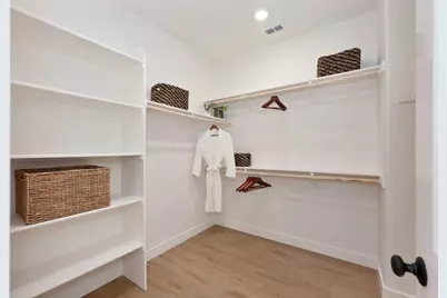 3260 Ronald Reagan Way, Sacramento, CA 95818 - Photo 43