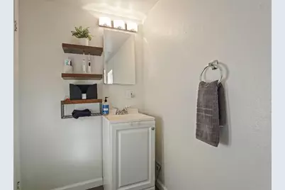 3512 Riverside Drive, Riverbank, CA 95367 - Photo 17