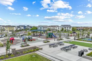 2305 Augusta Ave, Tracy, CA 95377 - Photo 89