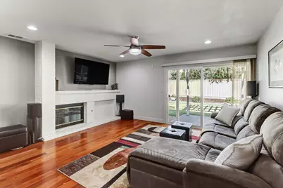 11704 Old Eureka Way, Gold River, CA 95670 - Photo 9