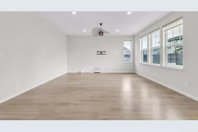 10501 Tavoras Court, Elk Grove, CA 95757 - Photo 33