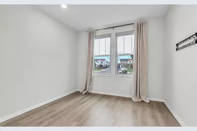 10501 Tavoras Court, Elk Grove, CA 95757 - Photo 17