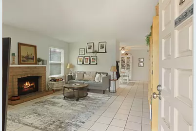 2352 Bridlewood Drive, Rancho Cordova, CA 95670 - Photo 3