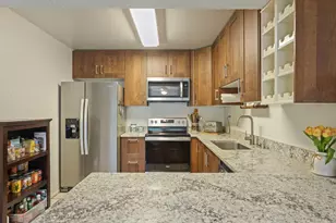 2352 Bridlewood Dr, Rancho Cordova, CA 95670 - Photo 11