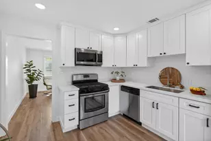 1501 Dickson St, Sacramento, CA 95822 - Photo 17