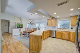 2895 Baseline Rd, Roseville, CA 95747 - Photo 21