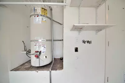 8107 Grenoble Way, Stockton, CA 95210 - Photo 81