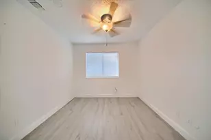 8107 Grenoble Way, Stockton, CA 95210 - Photo 31