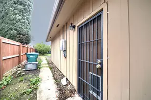 8107 Grenoble Way, Stockton, CA 95210 - Photo 71