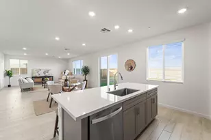 1501 McIntyre St, Galt, CA 95632 - Photo 23