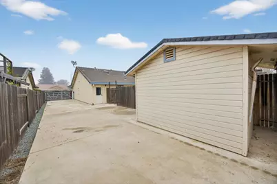 740 Lake Canyon Avenue, Galt, CA 95632 - Photo 39