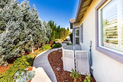 2141 Knollwood Court, Manteca, CA 95336 - Photo 39