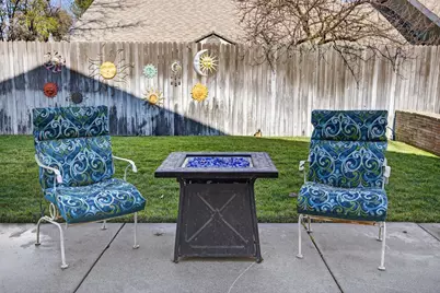 211 Berry Oak Court, Rio Linda, CA 95673 - Photo 47