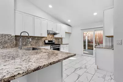 9120 Bristol Plaza Way, Elk Grove, CA 95624 - Photo 19