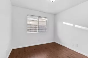 9120 Bristol Plaza Way, Elk Grove, CA 95624 - Photo 29