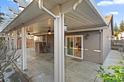 9120 Bristol Plaza Way, Elk Grove, CA 95624 - Photo 49