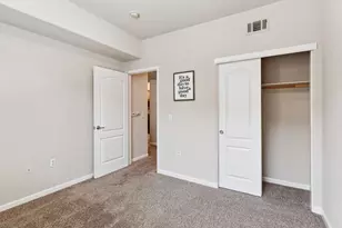 900 Moon Cir, Folsom, CA 95630 - Photo 15