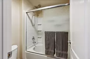 900 Moon Cir, Folsom, CA 95630 - Photo 25