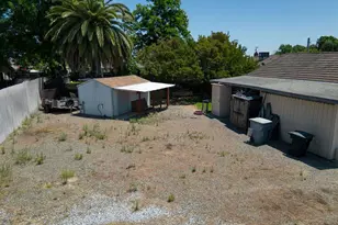 2212 Vine Ave, Escalon, CA 95320 - Photo 15