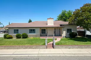 2212 Vine Ave, Escalon, CA 95320 - Photo 1