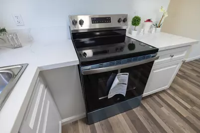 6337 Sunrise South Drive, Sacramento, CA 95824 - Photo 7