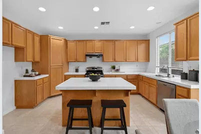 8169 Grisham Way, Elk Grove, CA 95758 - Photo 13