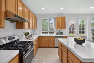 8169 Grisham Way, Elk Grove, CA 95758 - Photo 15