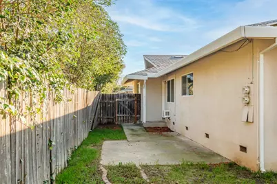 5725 Woodleigh Drive, Carmichael, CA 95608 - Photo 41