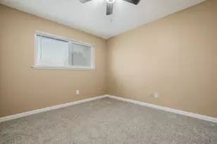 5725 Woodleigh Dr, Carmichael, CA 95608 - Photo 31