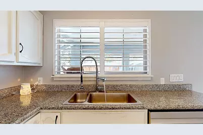 204 N Santa Ana Avenue, Modesto, CA 95354 - Photo 47