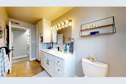 204 N Santa Ana Avenue, Modesto, CA 95354 - Photo 35